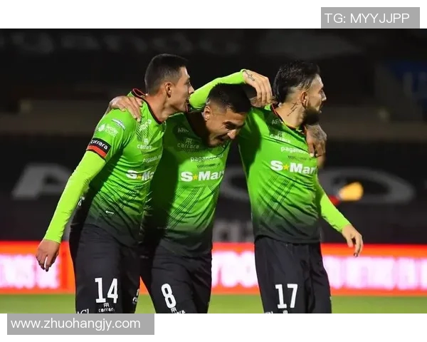 蒙特瑞与华雷斯的激烈对决揭示足球战术与团队合作的重要性